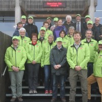 Gruppe von ehrenamtlichen Wanderscouts